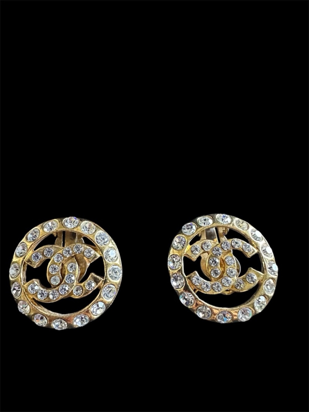 Vintage CHANEL Gold Tone Rhinestone CC Logo Clip-On Earrings - Picture 6 of 15